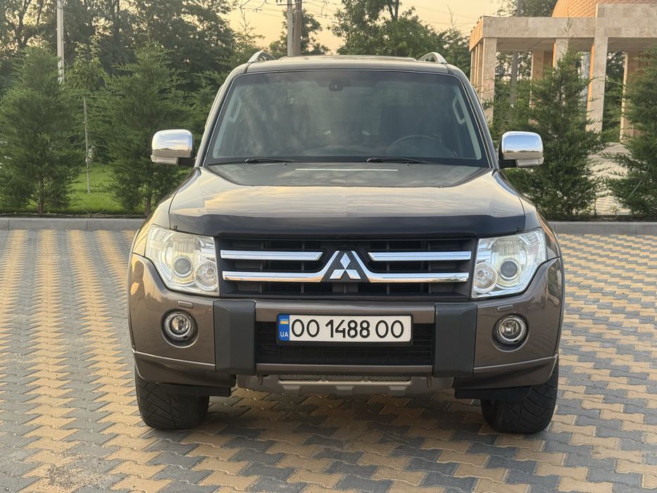 Mitsubishi Pajero, 2011