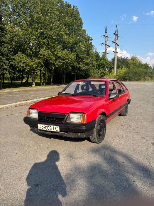 Opel Ascona, 1985