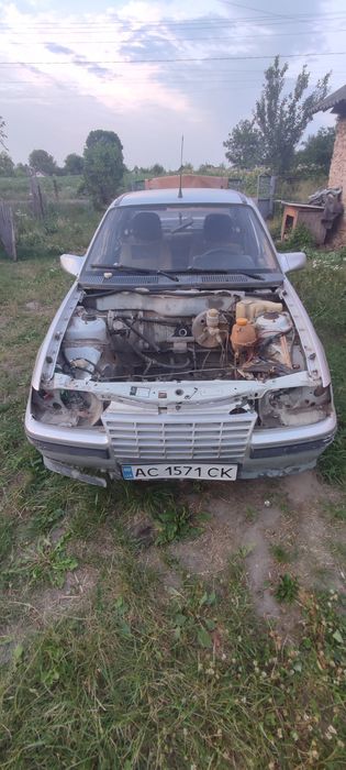 Opel Kadett, 1986