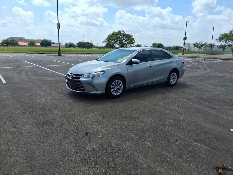 Toyota Camry, 2016