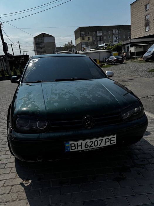 Volkswagen Golf, 1998