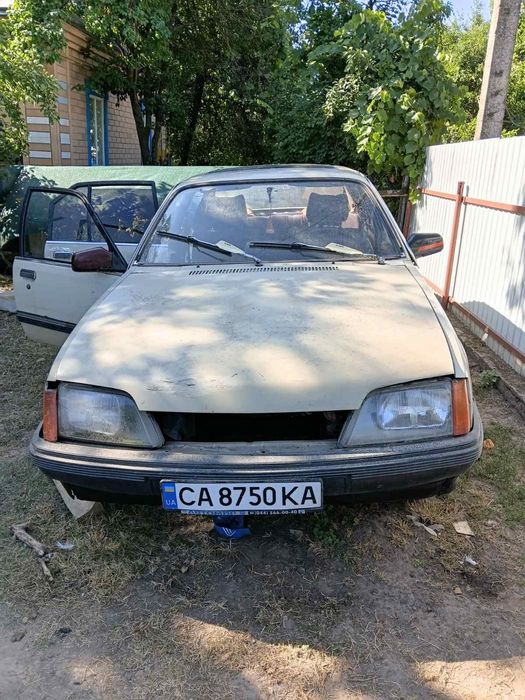 Opel Rekord, 1986
