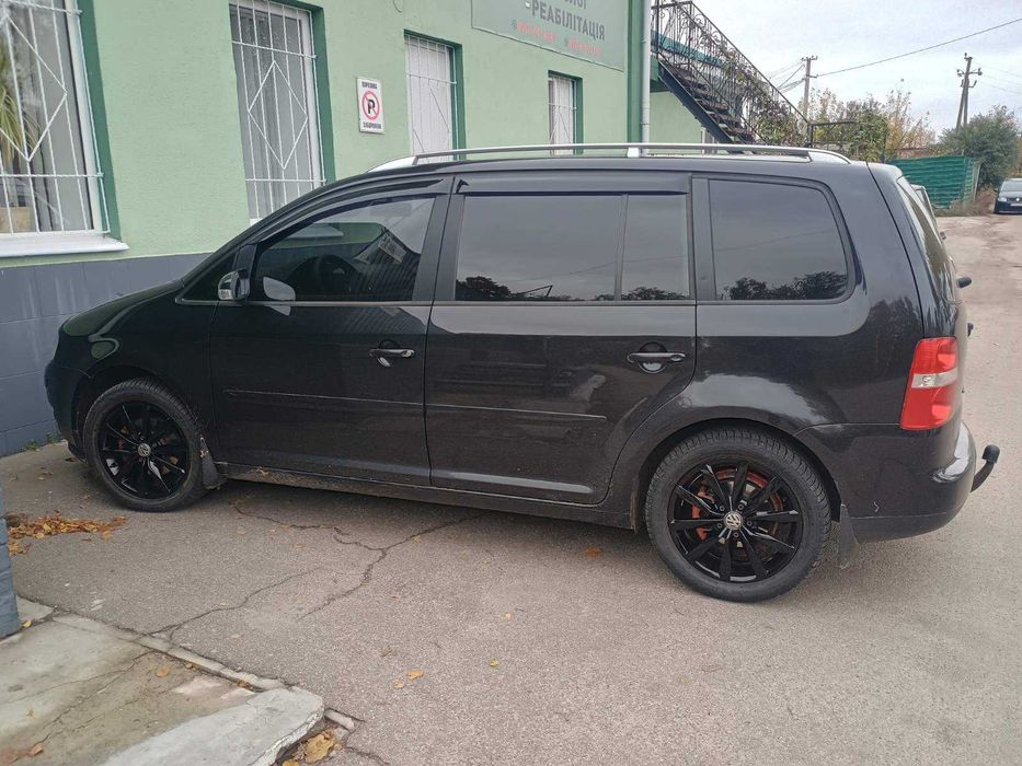 Volkswagen Touran, 2005