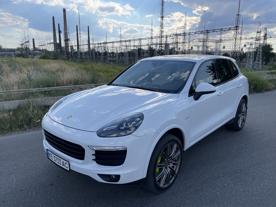 Porsche Cayenne S Hybrid, 2017