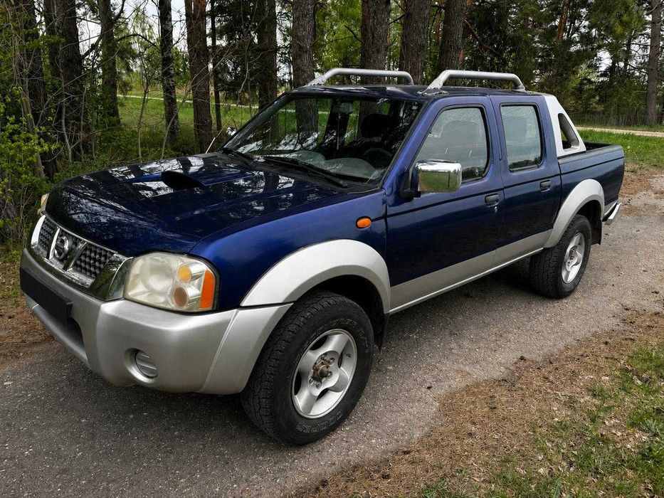 Nissan Navara, 2005