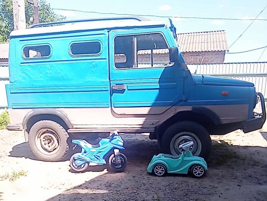 ЛуАЗ 967, 1999