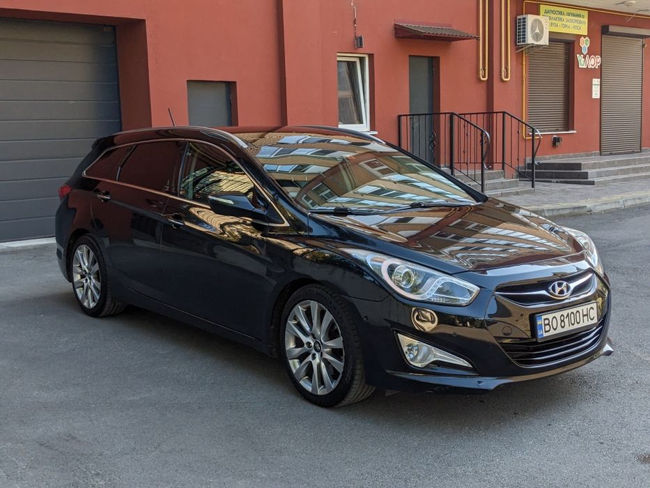 Hyundai i40, 2011
