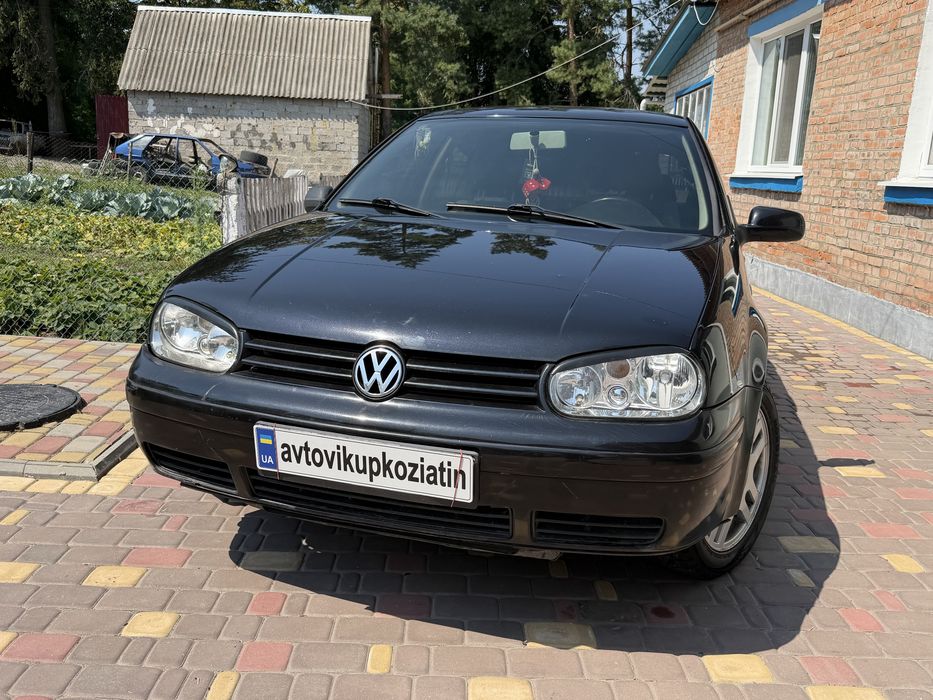 Volkswagen Golf, 2000