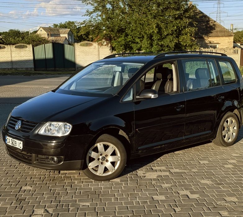 Volkswagen Touran, 2005