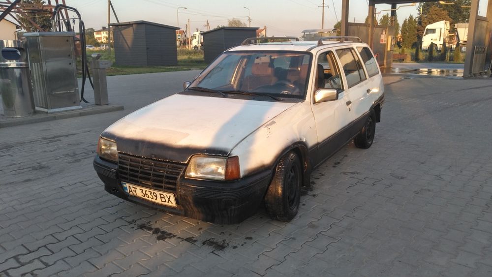 Opel Kadett, 1987