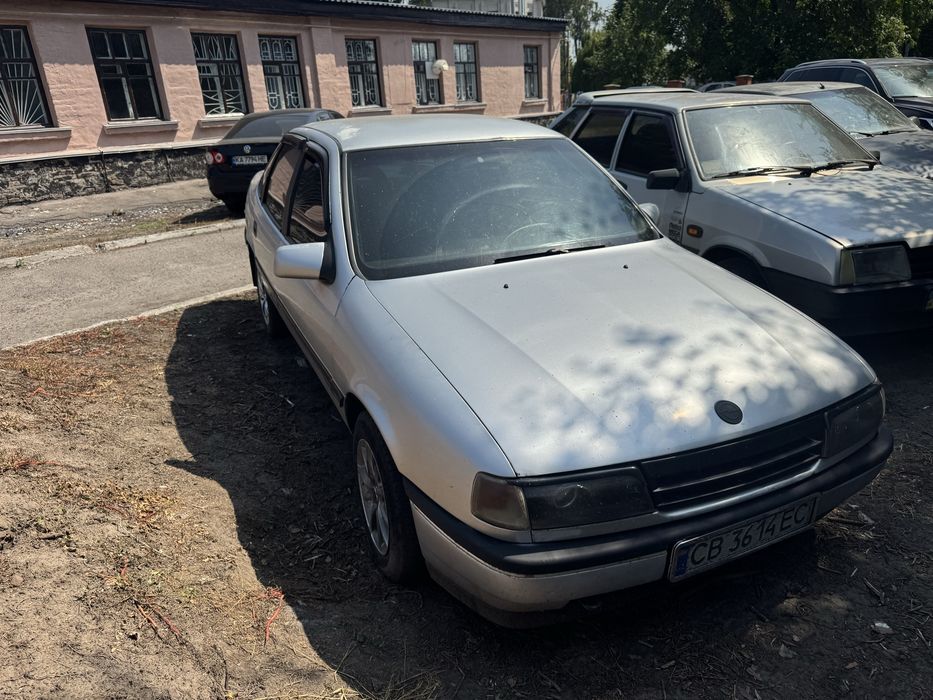 Opel Vectra, 1989