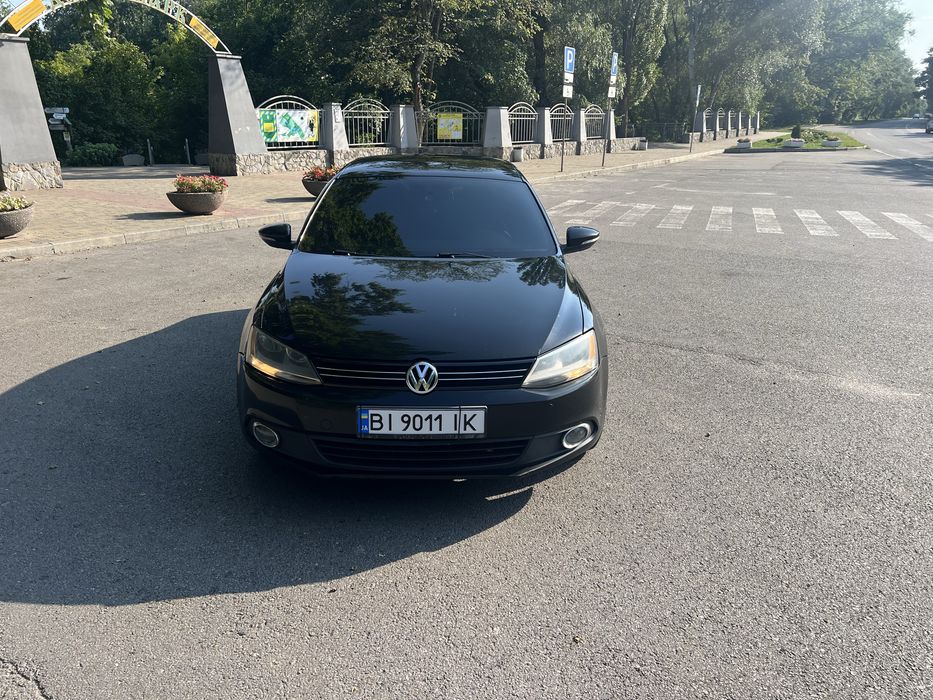 Volkswagen Jetta, 2010