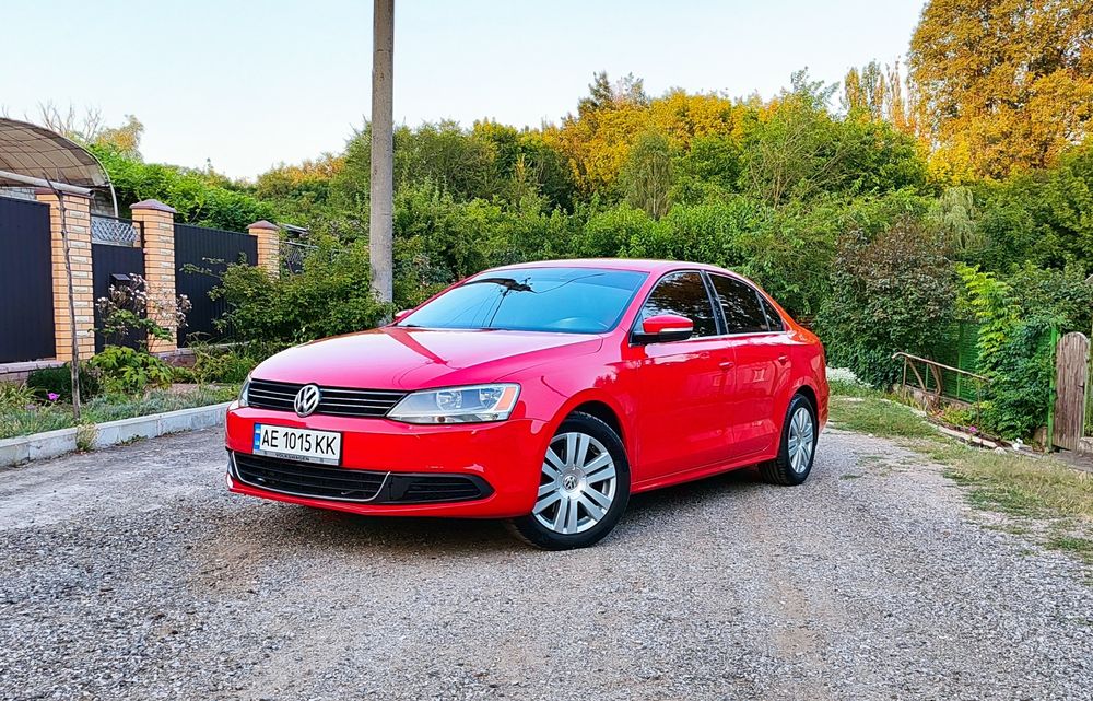 Volkswagen Jetta, 2013