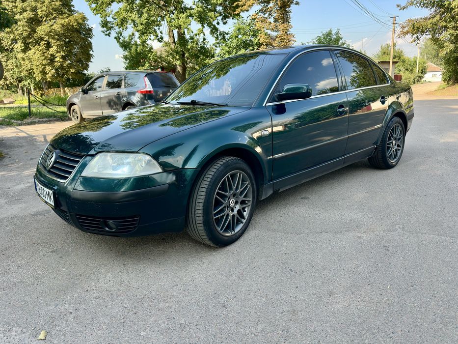 Volkswagen Passat Sedan, 2001