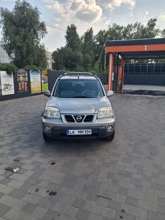 Nissan X-Trail, 2004