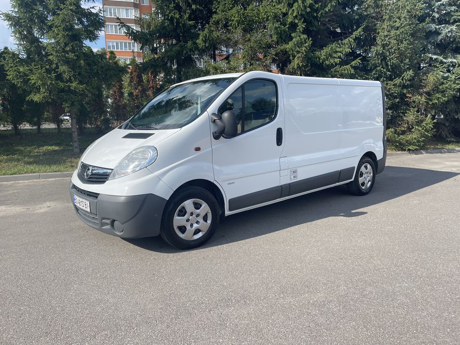 Opel Vivaro, 2011
