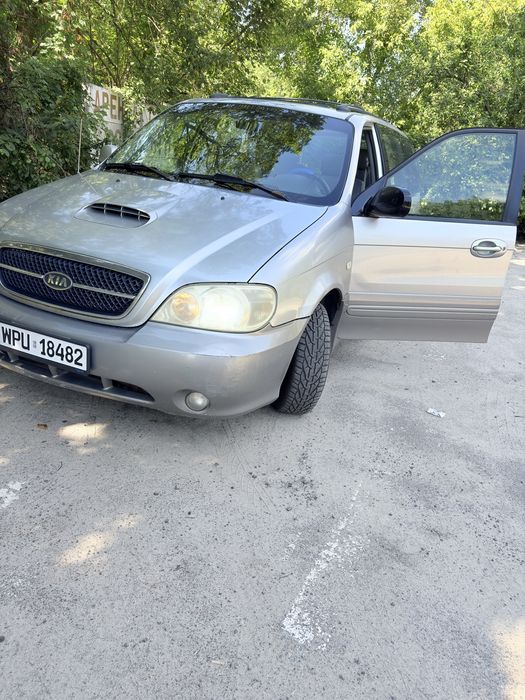 Kia Carnival, 2003