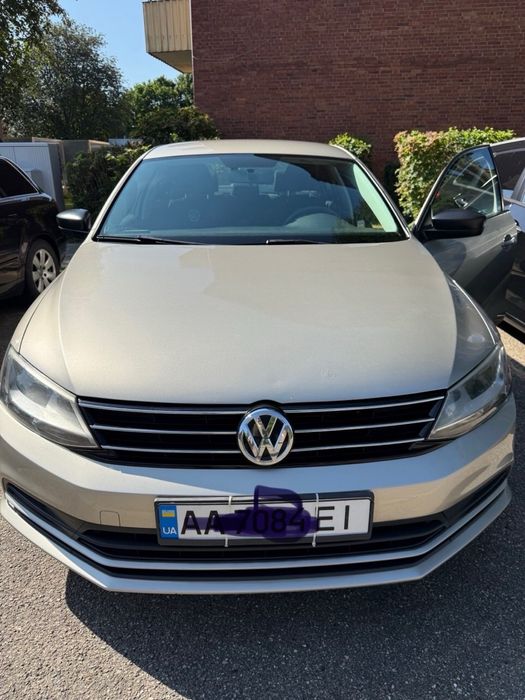 Volkswagen Jetta, 2015