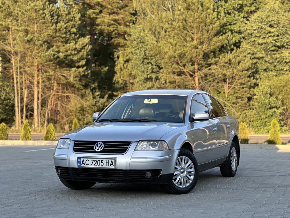 Volkswagen Passat Sedan, 2003
