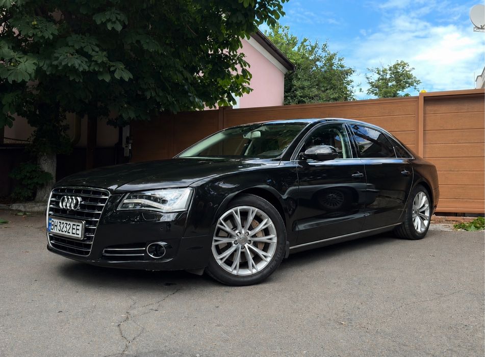 Audi A8, 2012