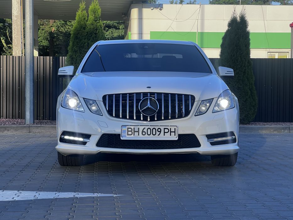 Mercedes-Benz E серія, 2012