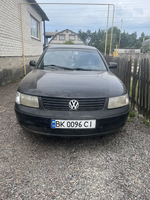Volkswagen Passat Sedan, 2000