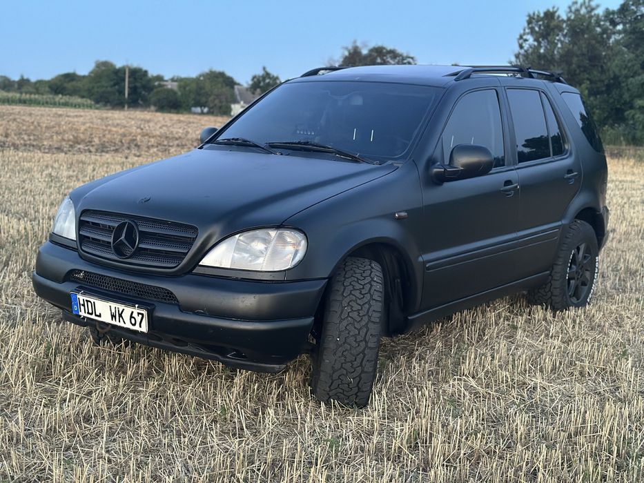 Mercedes-Benz ML серія, 2000