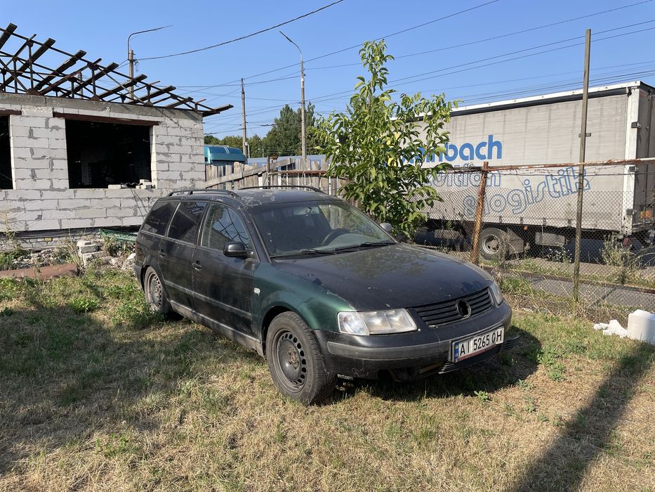 Volkswagen Passat Sedan, 1998