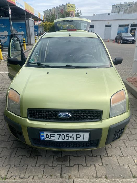 Ford Fusion, 2006