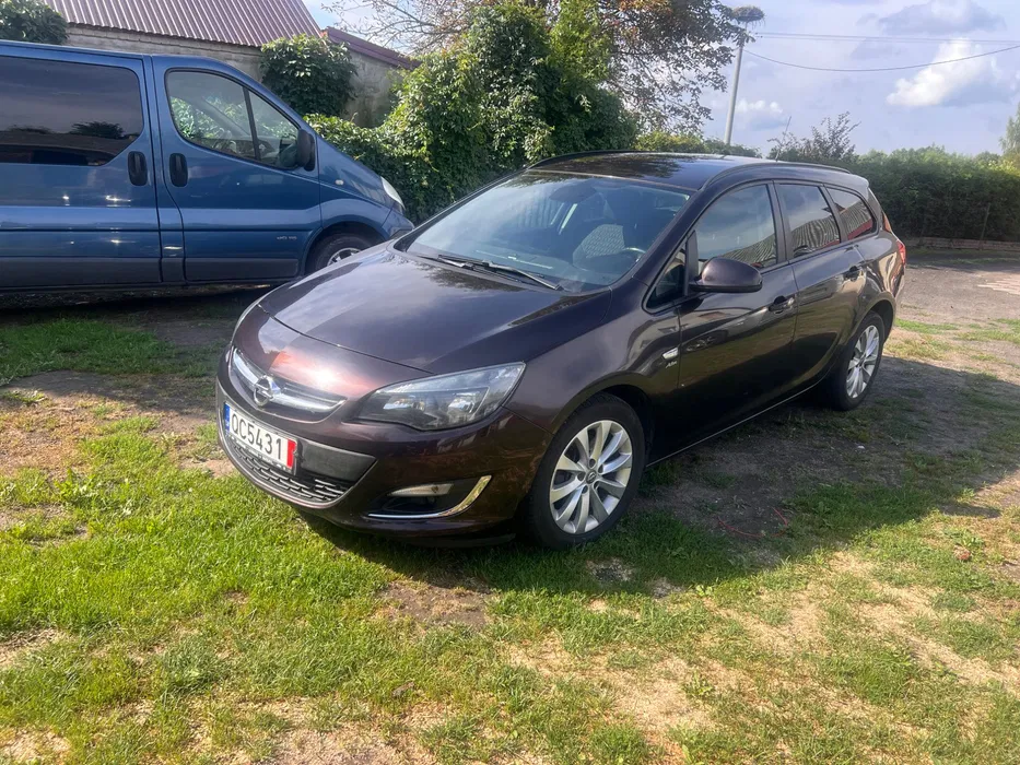 Opel Astra, 2013
