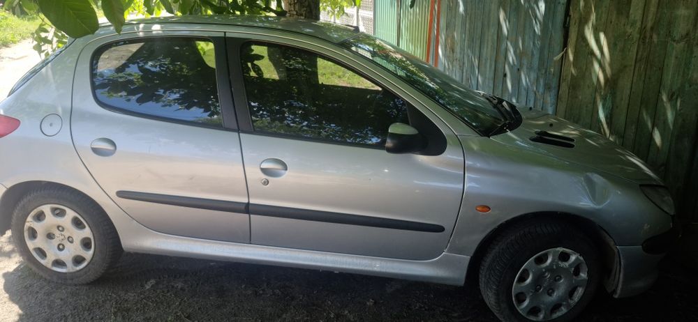 Peugeot 206, 2003