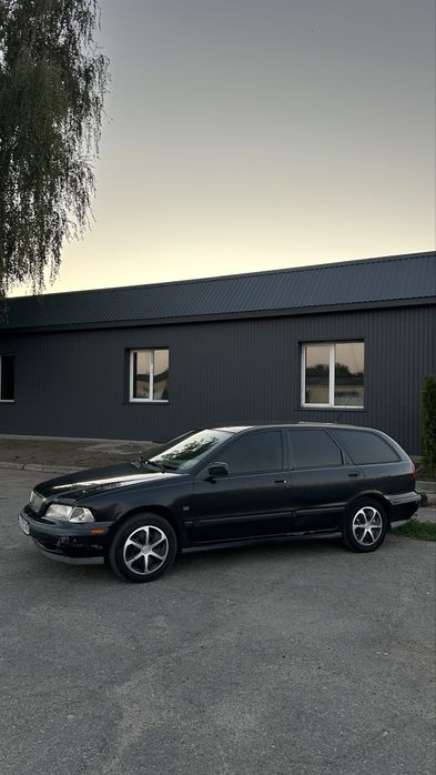 Volvo V40 Kombi, 1998