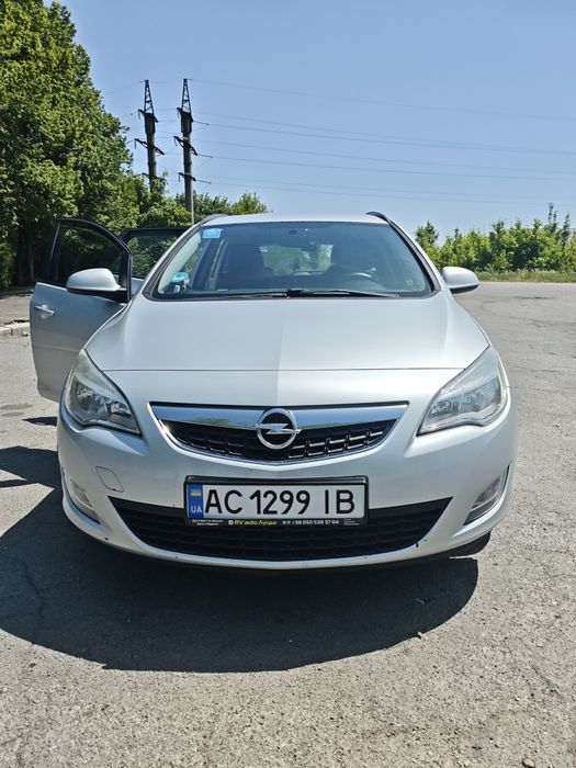 Opel Astra, 2012
