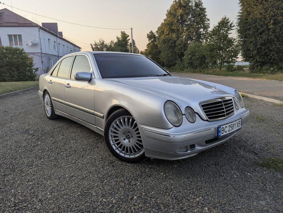 Mercedes-Benz E серія, 2001