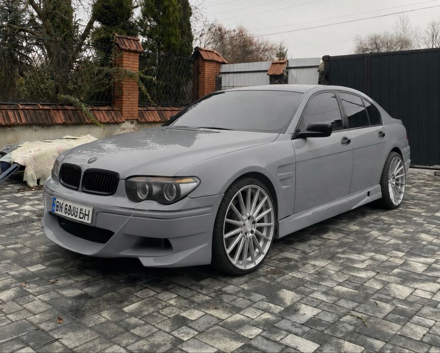 BMW 7 Series, 2003