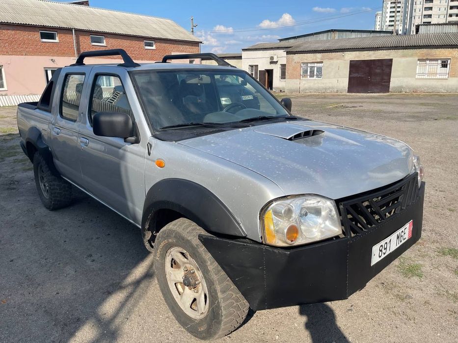Nissan Navara, 2003
