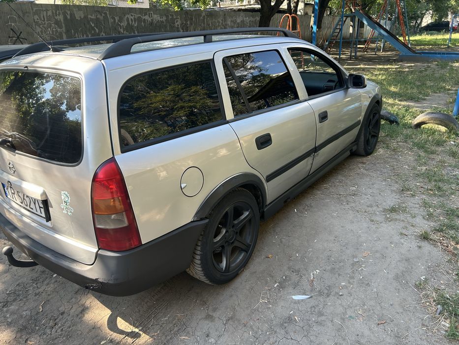 Opel Другая модель, 2000