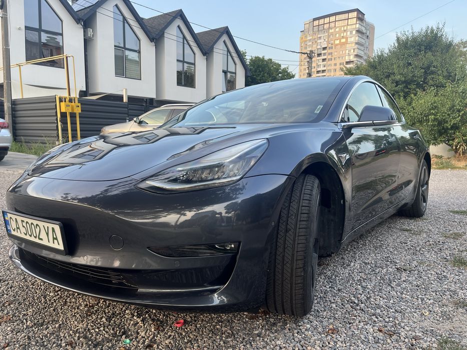 Tesla Model 3, 2020