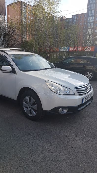 Subaru Outback, 2010