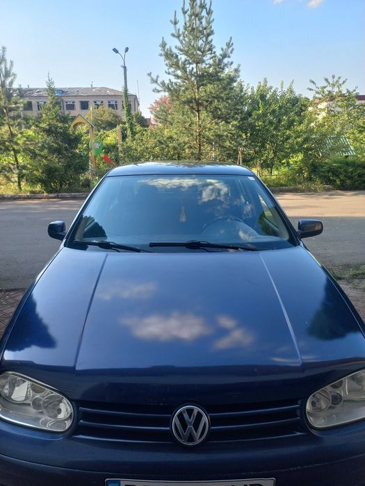Volkswagen Golf, 2000