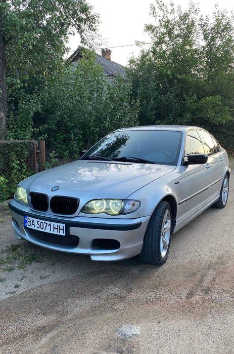 BMW 3 Series, 2001