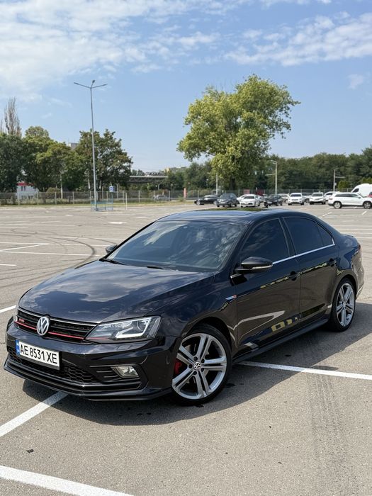 Volkswagen Jetta, 2015