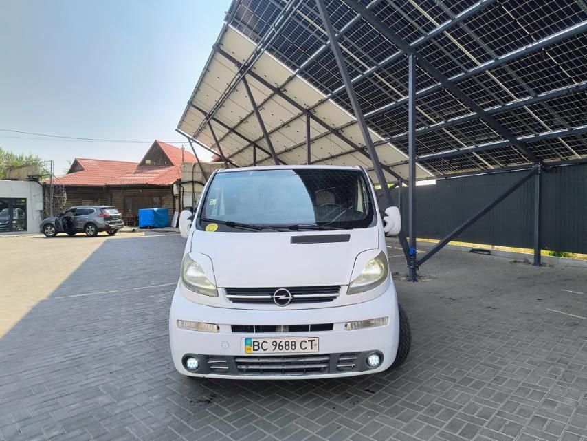 Opel Vivaro, 2003