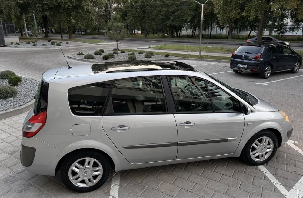 Renault Grand Scenic, 2005