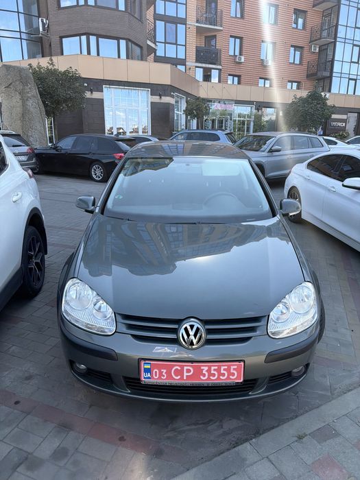 Volkswagen Golf, 2005