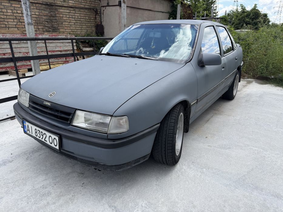 Opel Vectra, 1993