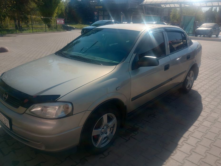 Opel Astra, 2008