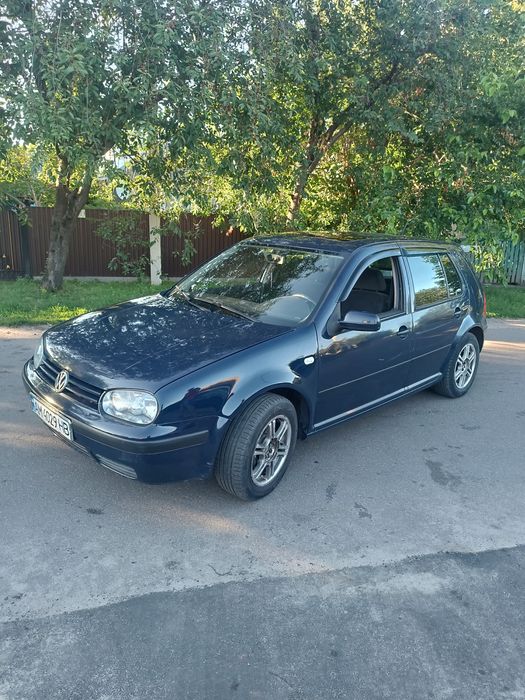 Volkswagen Golf, 1998