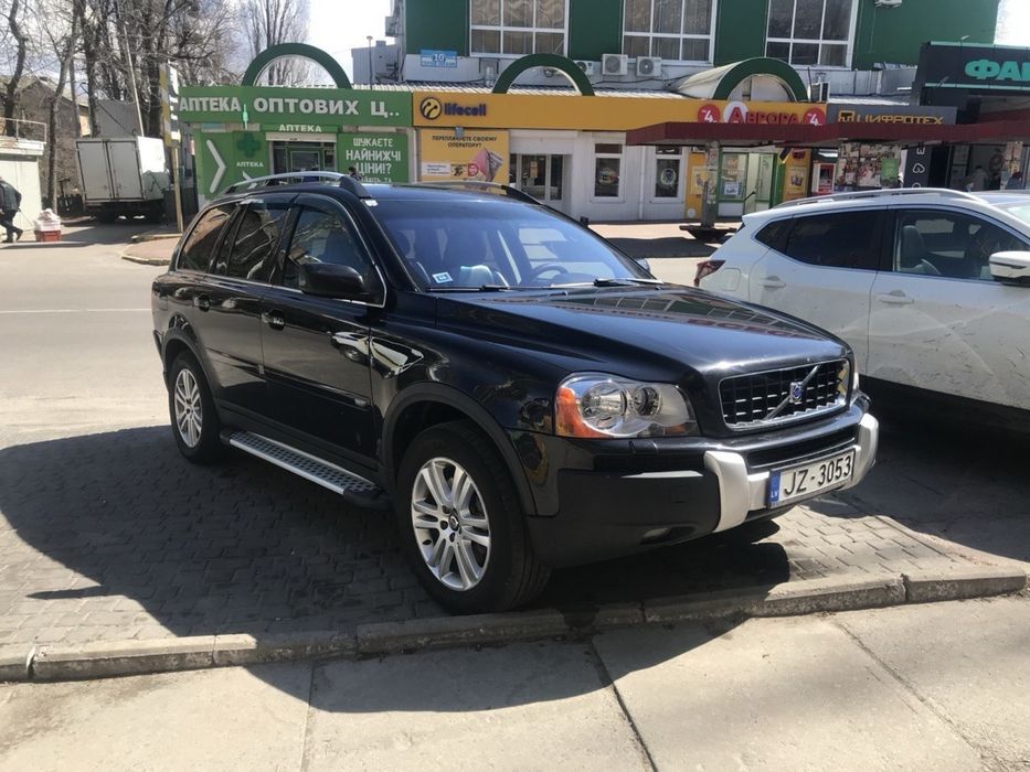 Volvo XC90, 2004