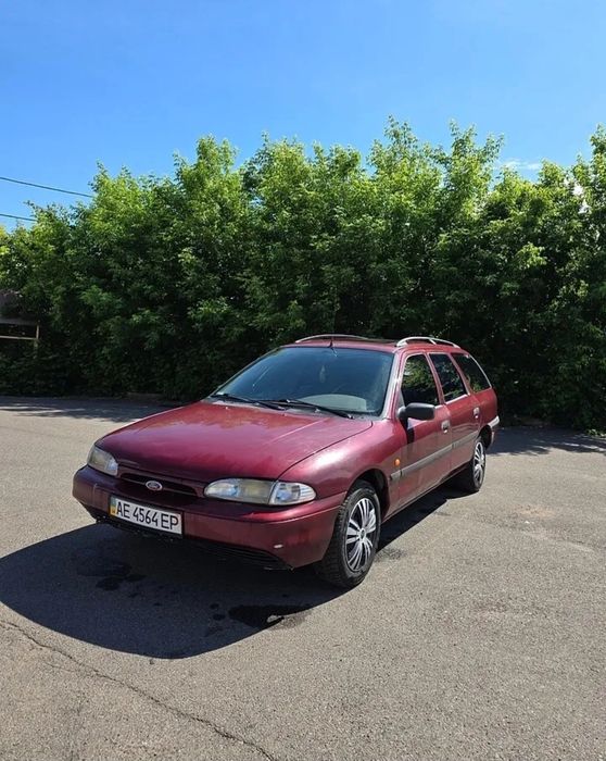 Ford Mondeo, 1993